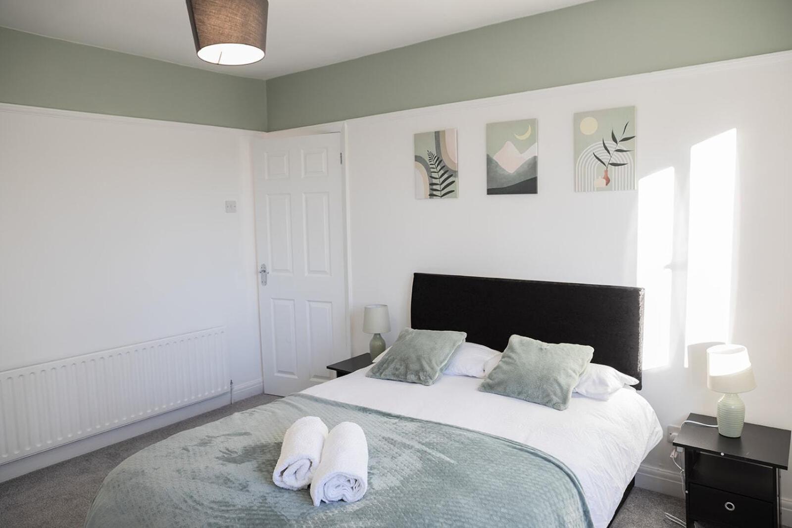 Lymer House - Stylish 3 Bedroom House In Wolverhampton Zewnętrze zdjęcie