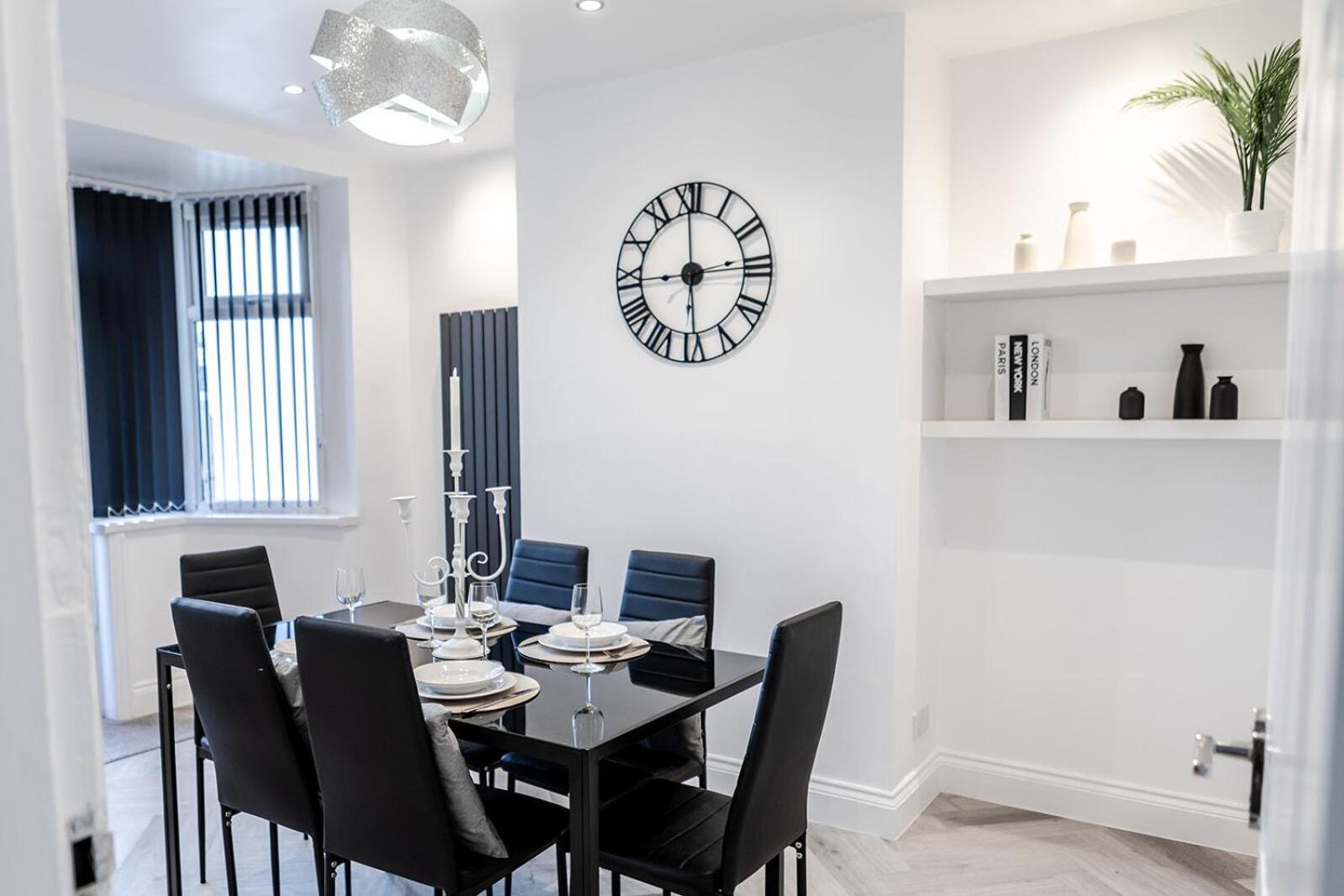 Lymer House - Stylish 3 Bedroom House In Wolverhampton Zewnętrze zdjęcie